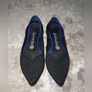 Rothy’s “the point” size 8 black